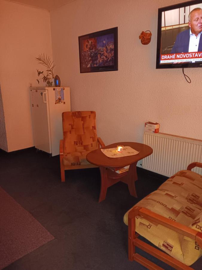 Ubytovna U Hospudky オストラヴァ エクステリア 写真